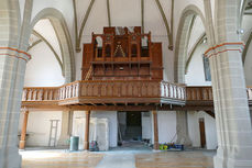 Das Gerüst ist in der Stadtpfarrkirche abgebaut (Foto: Karl-Franz Thiede)